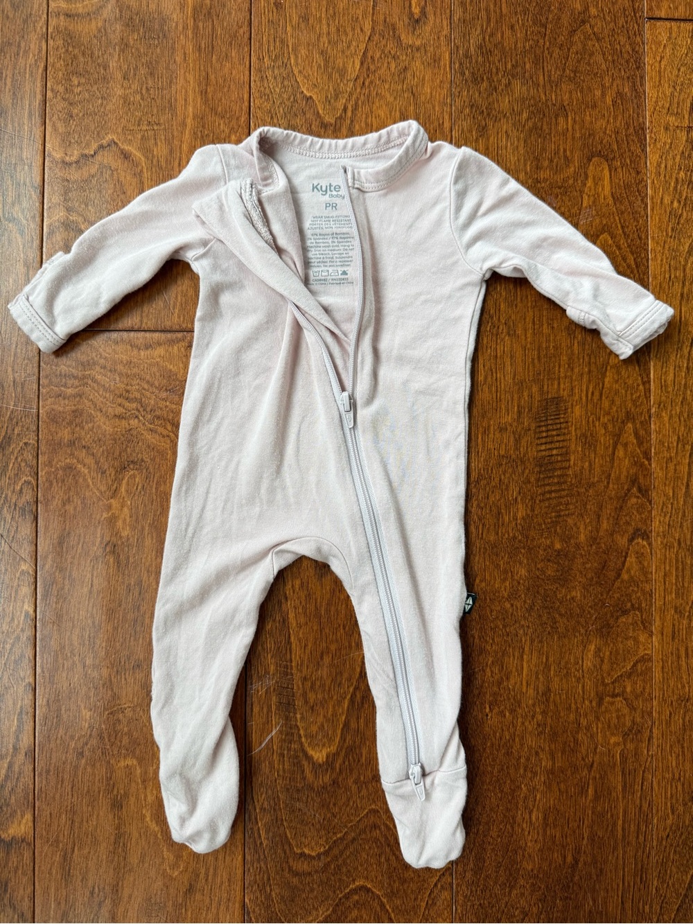 Kyte BABY preemie Pale Pink Zipper Footed One-Piece